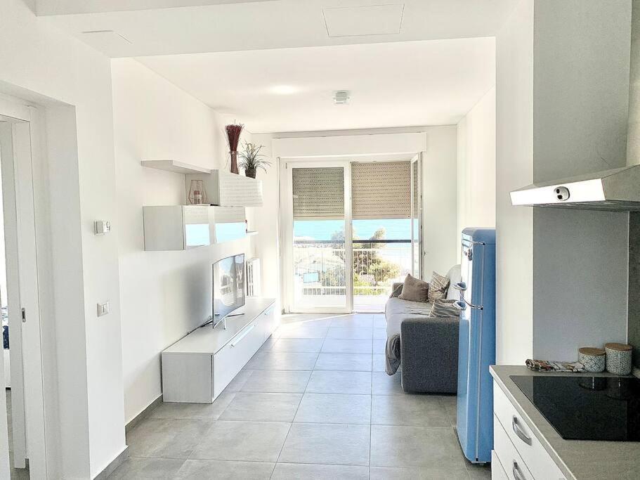 10 Min. Da Sanremo Appartamento Vista Mare Taggia Kültér fotó